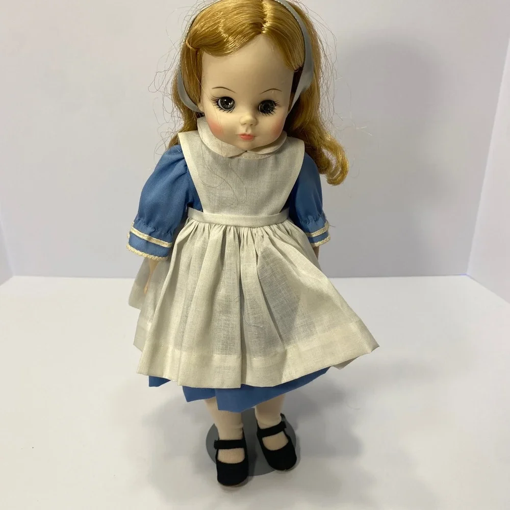 Madame Alexander Alice in Wonderland Doll Excellent Vintage Sleepy Eyes